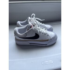 Nike Court Legacy Lift Women’s Size 5.5